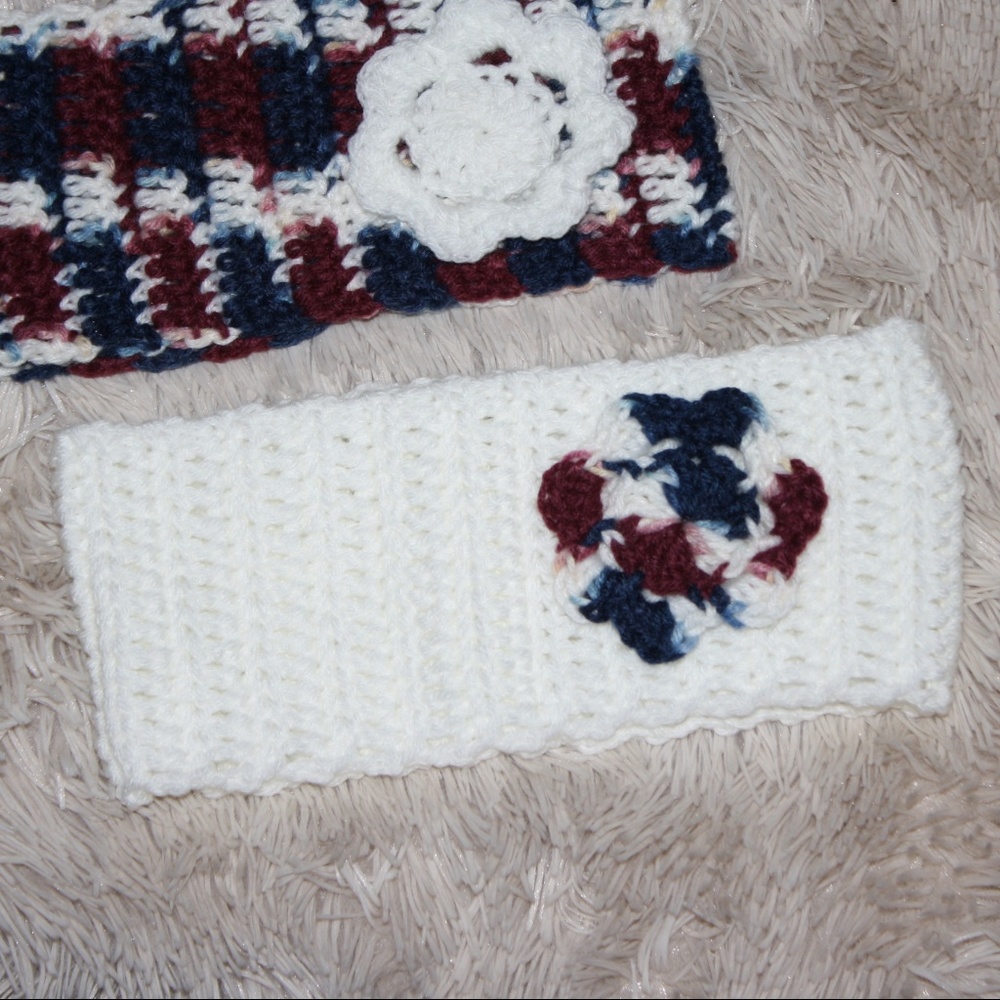 Beautiful NWOT Winter Crocheted Earwarmers - Picture 5 of 6